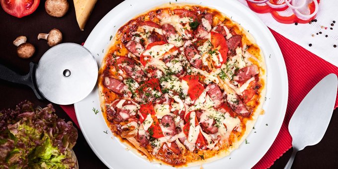 Pizza at majori cafe-bar in dnipro. order by promotion