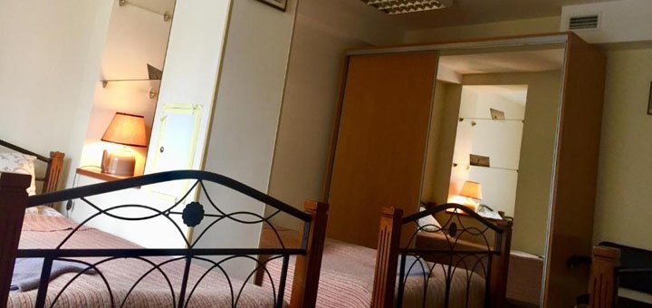Трехместный номер «Комфорт» в хостеле «Westend Hostel Kiev» в Киеве. Забронировать со скидкой
