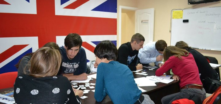 Занятия по изучению английского язіка в школе «Go English». Записаться на курсы английского языка со скидкой. Акции в школах английского языка Одессы.