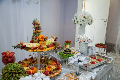 Restaurant of Armenian cuisine «Ani» in Zaporozhye. Book a banquet for a promotion.