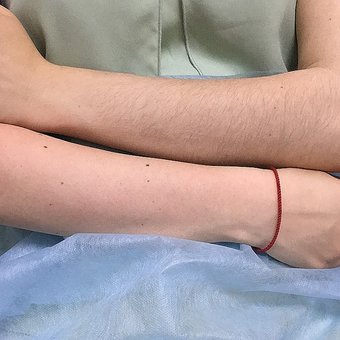 Восковая депиляция рук до локтя в салоне красоты «TI Beauty Space» в Киеве по акции