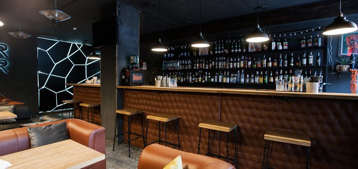 Бар в ресторане «BAR.BER.BAR»