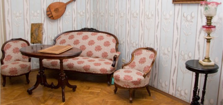Фрагмент интерьера в Музее Николая Лысенко в Киеве. записывайтесь на экскурсию со скидкой.