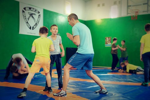 Greco-roman wrestling classes for children in kiev. go for the action.