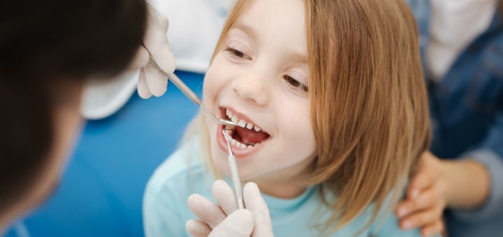 Дитячий стоматолог у клініці «Professional Dental» у Києві. Лікуйте зуби за знижкою.