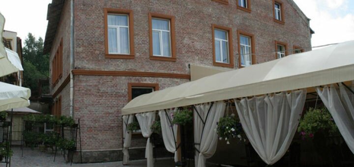 Discounts and promotions for hostel &quot;leohostel&quot; lviv
