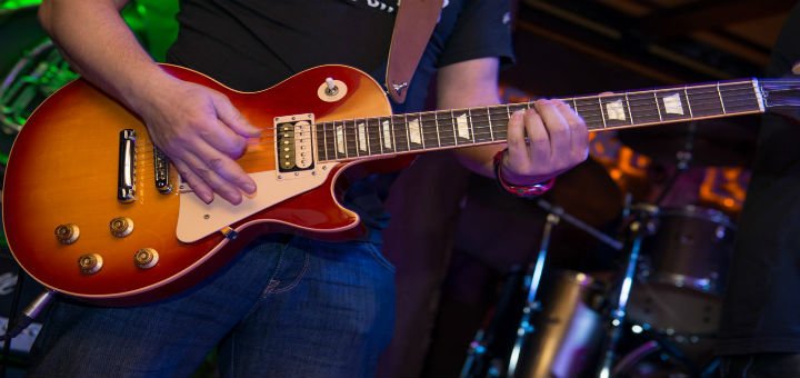 Виступи і живі концерти відомих українських колективів в Beer & Blues Art Pab в Вінниці. Замовляйте столик зі знижкою.
