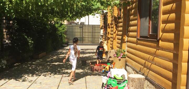 Скидки на отдых на вилле Лео в Грибовке7