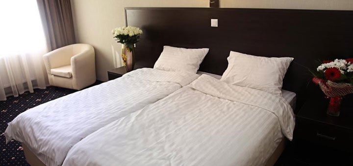 Room at the irisHotel in Kiev. Book a room at a discount. Hotels in the center of Kiev.