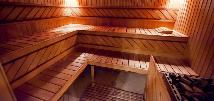 Сауна с бассейном в отеле «Opera Hotel» в Киеве. Забронировать номер в отеле со скидкой. Отели в центре Киева.