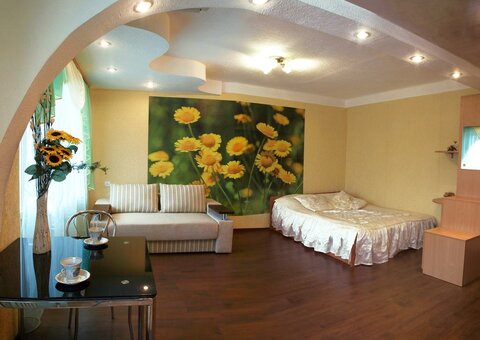 Promotions apartments &quot;apartment on alexander paul avenue with daisies&quot;