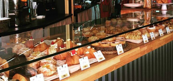 Promotion from the coffee shop 12 coffee &amp; croissants