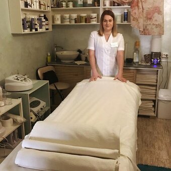 Massage in the studio of anna ischenko in kherson. sign up for a massage for a promotion