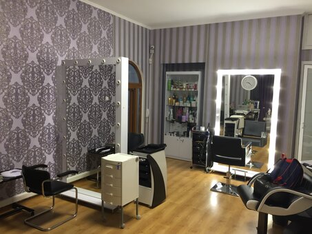 Женские стрижки в салоне «Helena Exclusive» в Киеве. Записаться по акции.
