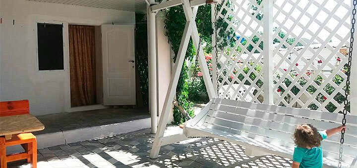 Скидки на отдых на базе отдыха Азовушка в Кирилловке2