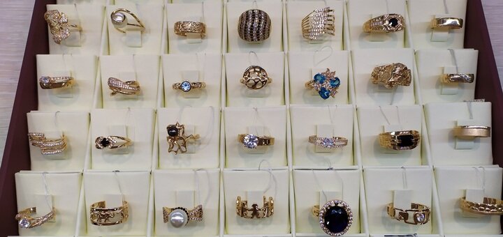 Rings in stock and on order in the Ingus jewelry workshop. Order with a discount.