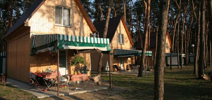 База отдыха «Лесная на Самаре». Недорогой отдых в Песчанке. Недорогая база отдыха под Днепром.