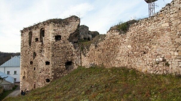 &quot;yazlovetsky castle&quot; ternopil