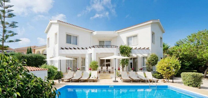 Real estate in Cyprus from the company «New Millennium Ltd». Buy at a discount.