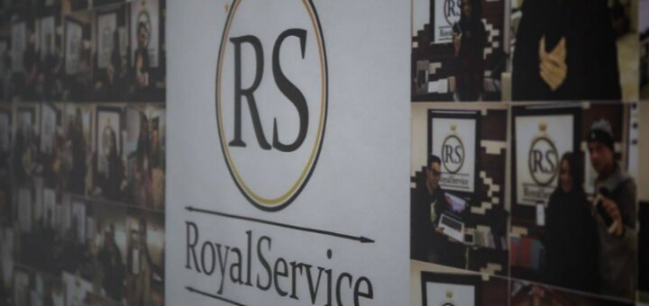 Promotions electronics repair &quot;royal service&quot;
