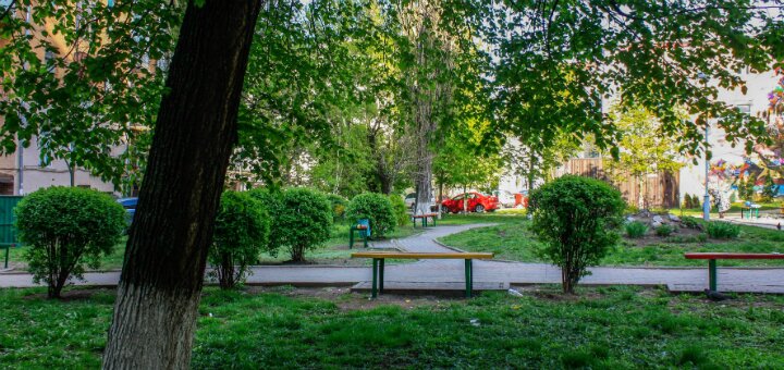 &quot;square of kiev intellectuals&quot;