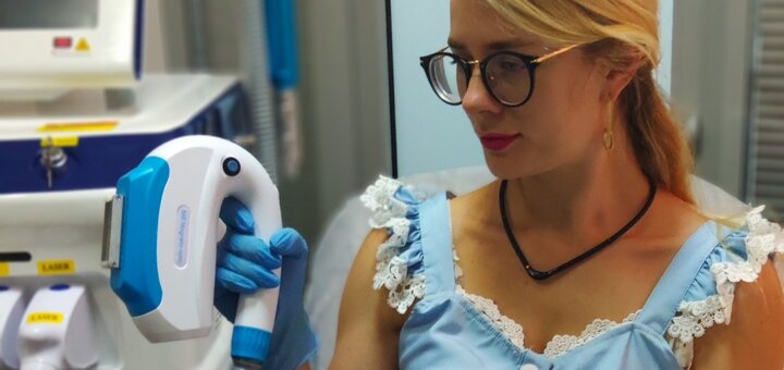 Лазерная косметология в центре «CosmoNova» в Днепре. Записаться на процедуру по скидке.