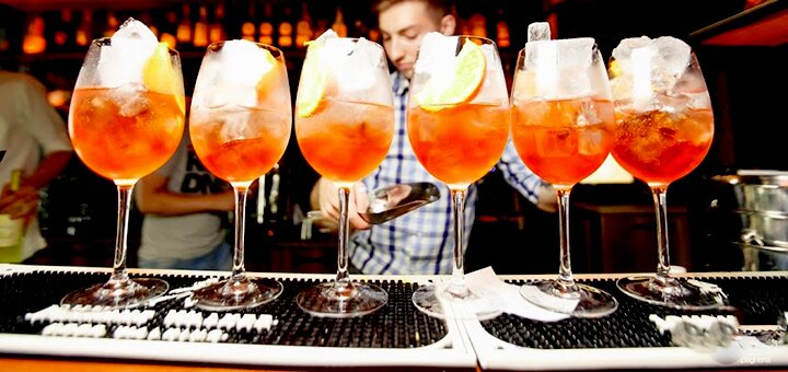 Ресторан «BIANI Champagneria» в Харькове. Резервируйте стол со скидками на меню.