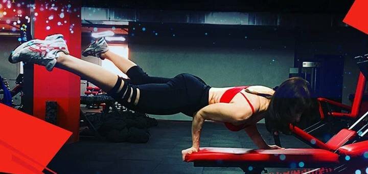 Силовые тренировки в спорткомплексе «Red Barbell» в Киеве. Купить абонемент со скидкой.