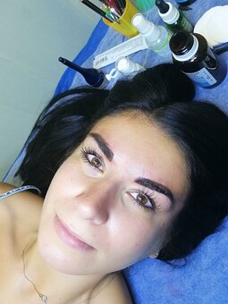 Permanent eyebrow makeup at the Triniti_beauty office in Kiev. Sign up for a promotion.