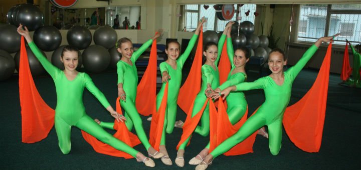 Спортивные танцы в фитнес клубе «Энергия-плюс» в Одессе. Покупайте абонементы по акции.