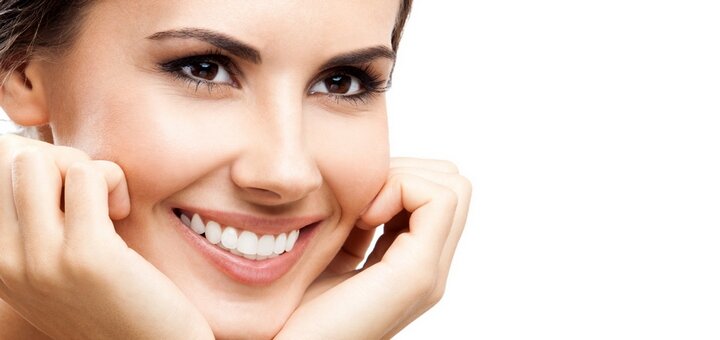 Профессиональное отбеливание зубов в стоматологии «HealthyDentistry» в Киеве. Записаться по акции.