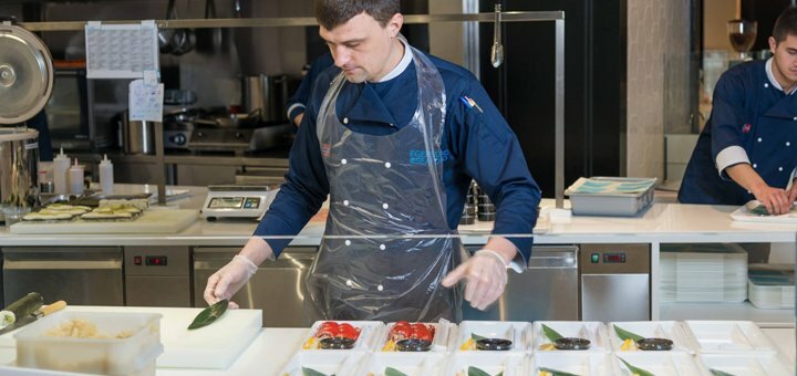 Купуйте свіжу рибу в магазині-ресторані «Egersund Seafood» зі знижкою