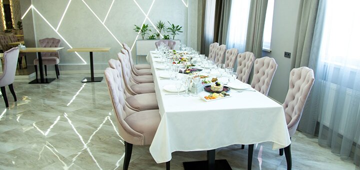 Restaurant &quot;glazur&quot; in kiev. order dinner at a discount of 5