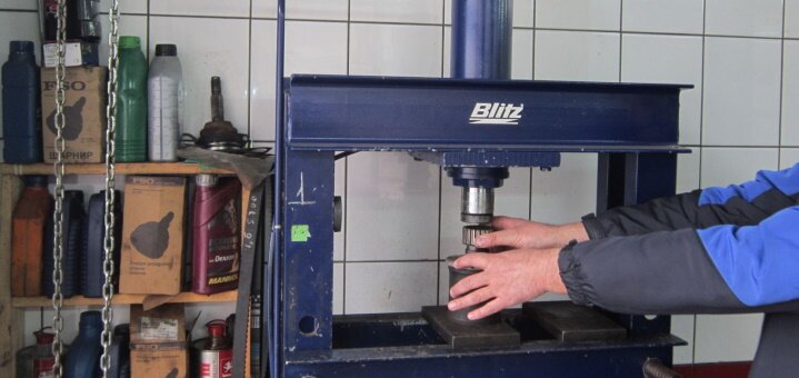 Promotion for car diagnostics from auto tech service zaporozhye