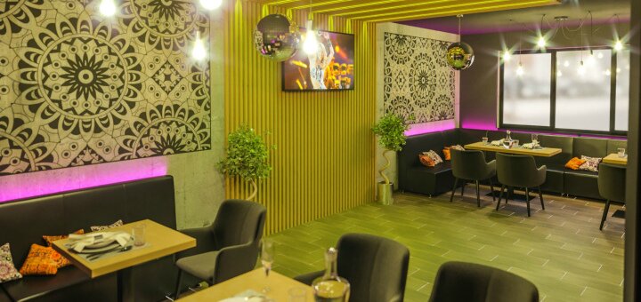 Karaoke hall in karaoke lounge cafe "Sansara"