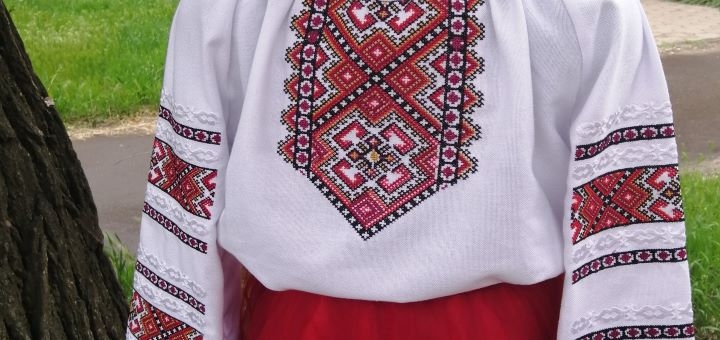 Жіночі вишиванки в магазині «Etnomoda». Купити зі знижкою.