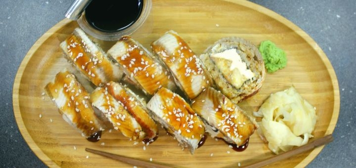 Sushi with delivery from Manami