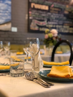 Reservation of tables with a discount in the restaurant &quot;klukva &amp; brukva&quot; 7