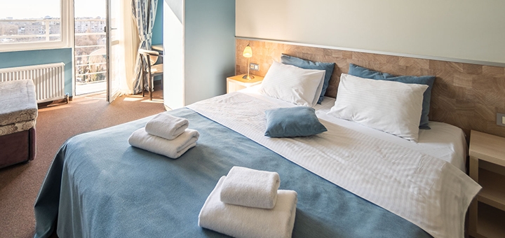 Mini-hotel "People Hotel" in Odessa. Book rooms on promotion 23