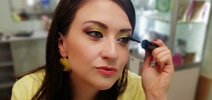 Irina Lesova's makeup and style studio