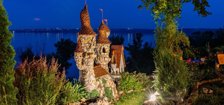 Готель Family`s Star на Дніпрі. Відпочивайте по акції 34