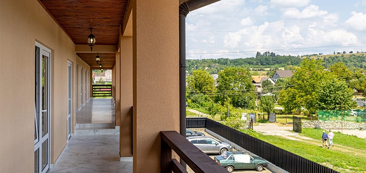 Halas Hotel в Солотвино. Відвідуйте по акції 21