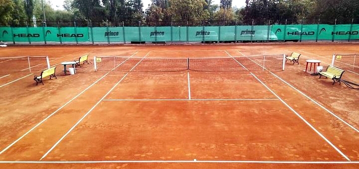 Теннисный клуб T4 club. Посещайте по акции 14