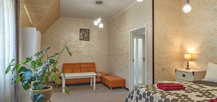 Отель Фавар в Сходнице. Отдыхайте по акции 19