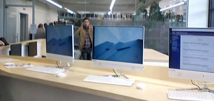 «Универсальная научная библиотека имени Олеся Гончара» в Херсоне. Действуют скидки