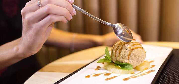 Суші та роли в ресторані Woka asia food у Вінниці. Замовляйте доставку їжі за знижкою.
