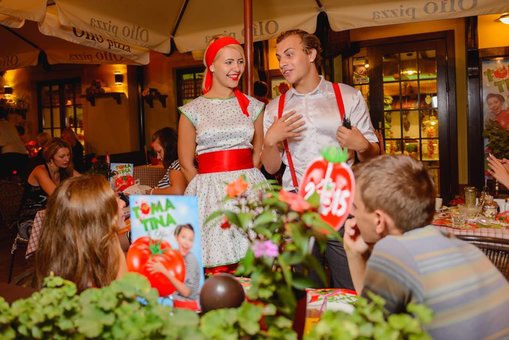 Фестиваль помідорів в ресторані «olio pizza». замовити столик зі знижкою