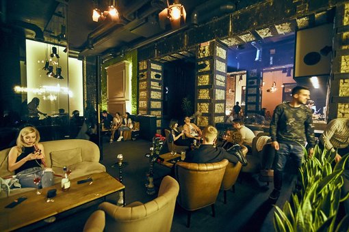 Интерьер «Par Bar». Заказ столика по скидке