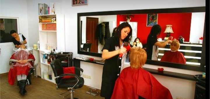 Скидка на окрашивание до 4 длины в салоне красоты «Nateo» в Киеве