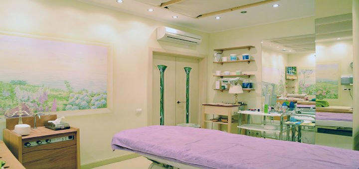 Салон красоты Langueur D'or SPA в Киеве. Записывайтесь к косметологу, мастеру маникюра, парикмахеру по скидке.